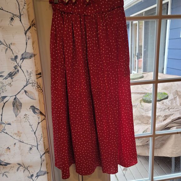 Red and white polka dot flowy skirt with pockets size medium - Picture 6 of 6